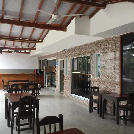 Hotel Luz De Oriente